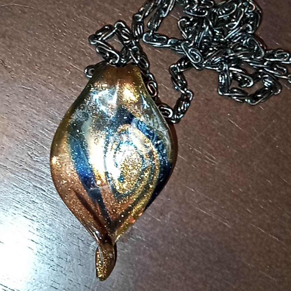 Glass necklace